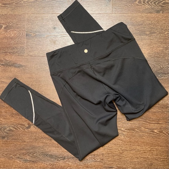 Yogalicious Black Leggings - Picture 3 of 6